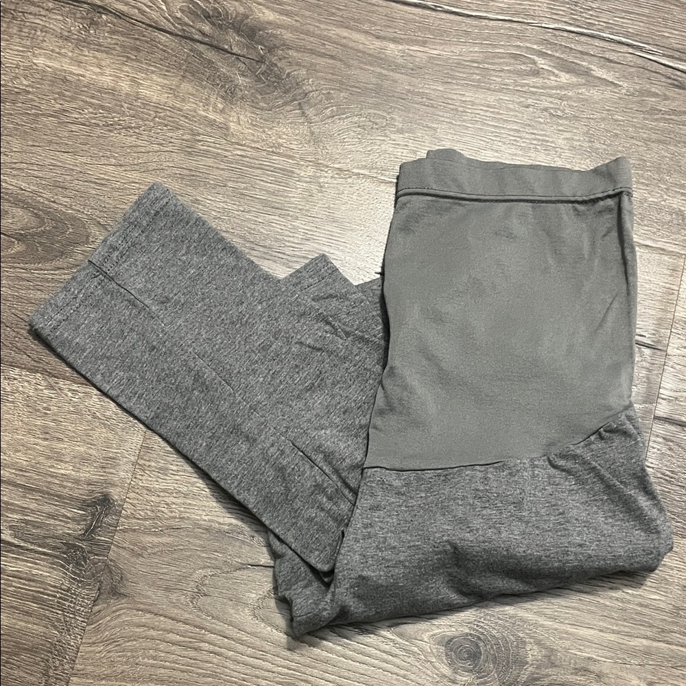 Grey maternity leggings